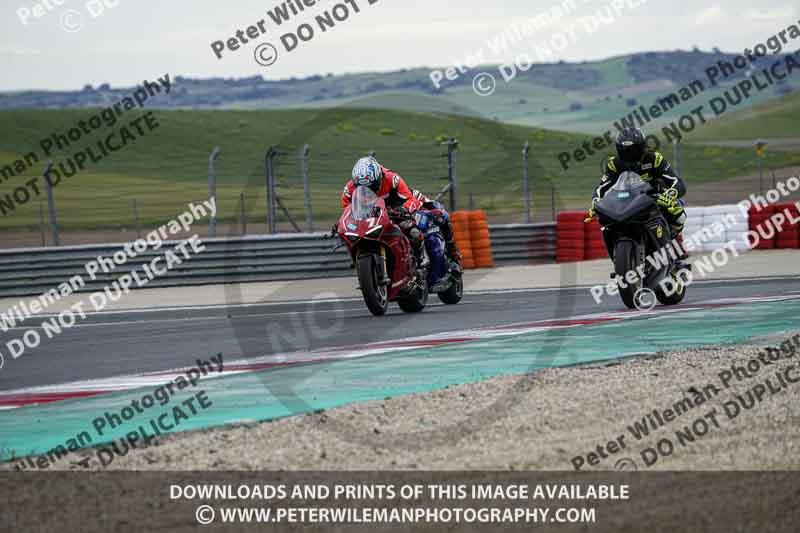 cadwell no limits trackday;cadwell park;cadwell park photographs;cadwell trackday photographs;enduro digital images;event digital images;eventdigitalimages;navarra;no limits trackdays;peter wileman photography;racing digital images;trackday digital images;trackday photos